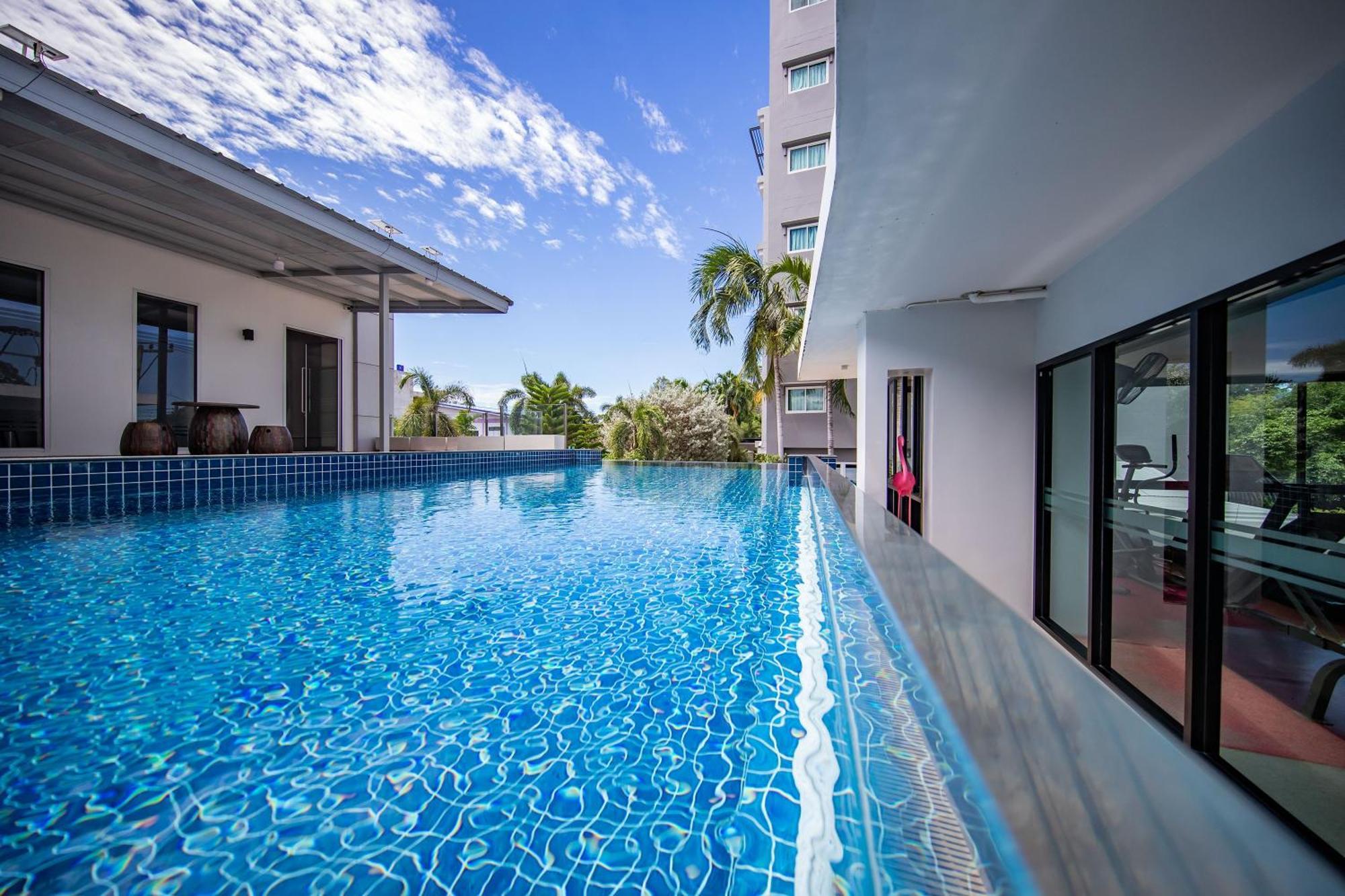 Phavina Grand Boutique Hotel Rayong Exterior foto